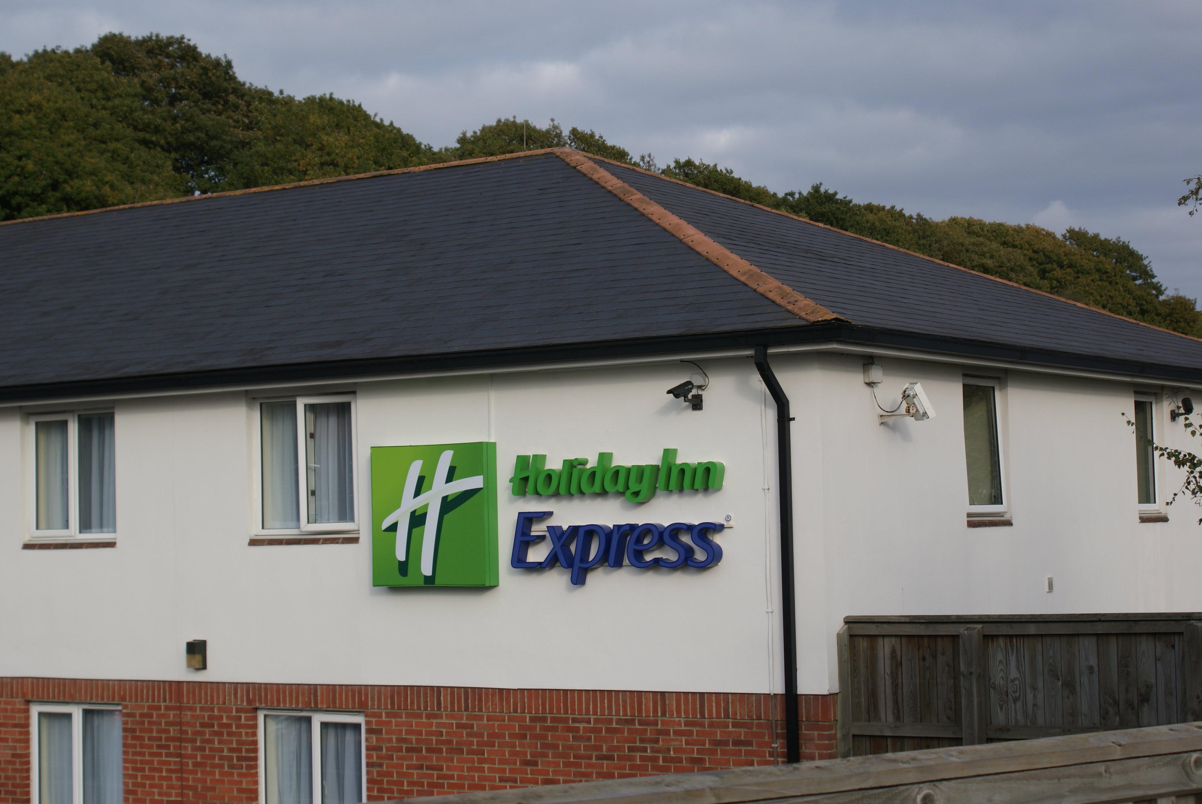 Express By Ihg 3* Canterbury