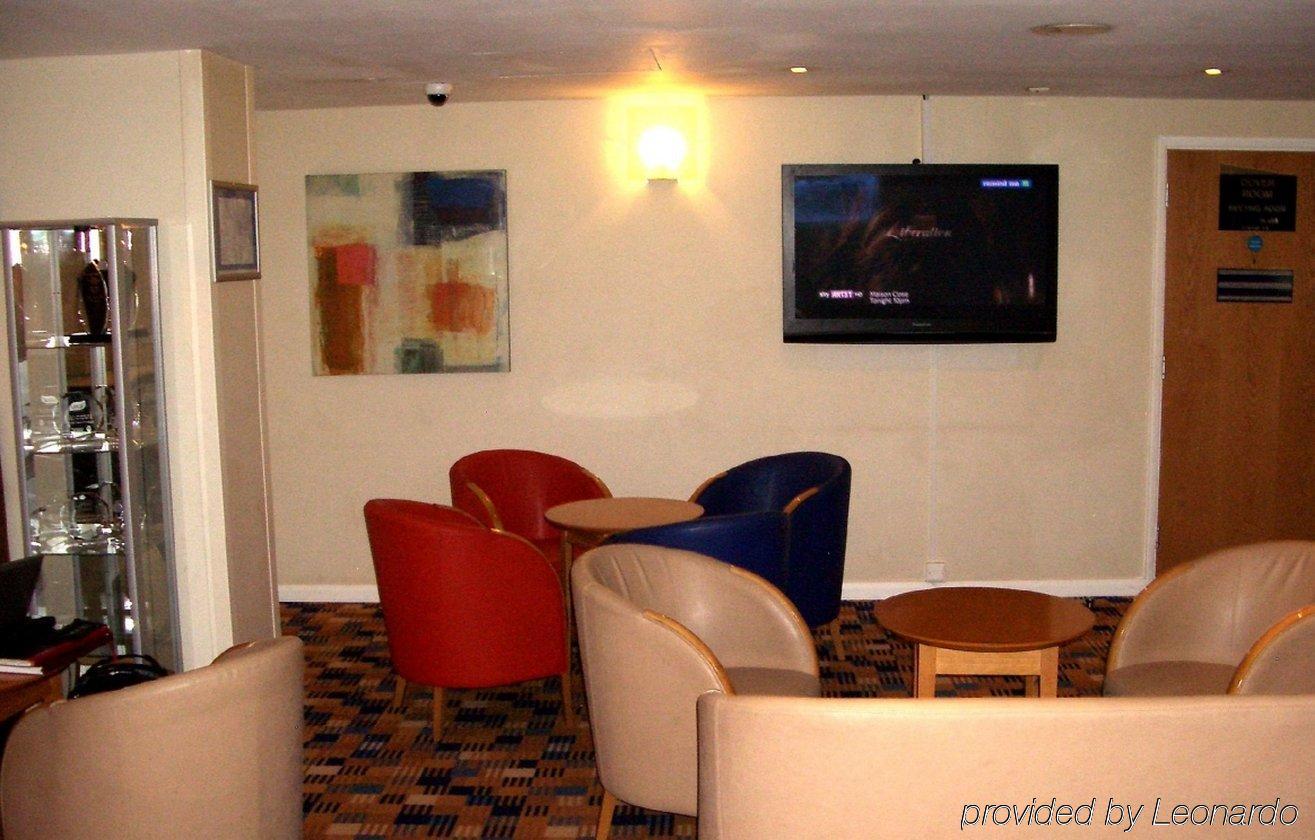 Express By Ihg Hotel