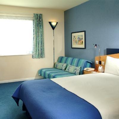 Express By Ihg Hotel 3*